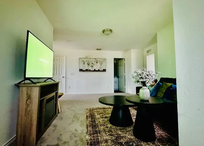 “ Home Away From Home” Entire House Ferienhaus